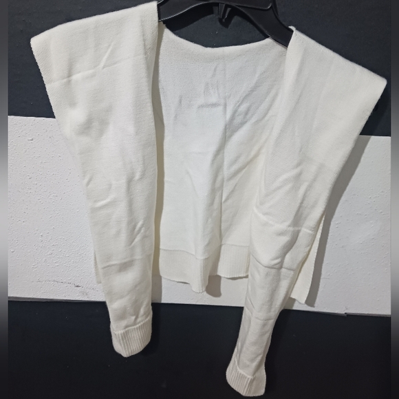 NEW Women White Wrap Short Shawl - Picture 4 of 9